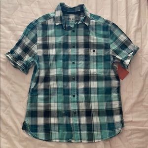 Short sleeve button down